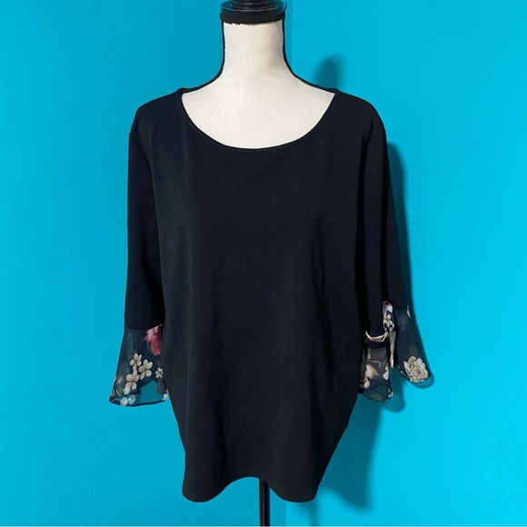 New York & Company Tops - E New York & Company XXL Black Boat Neck 3/4 Floral Sleeve Top